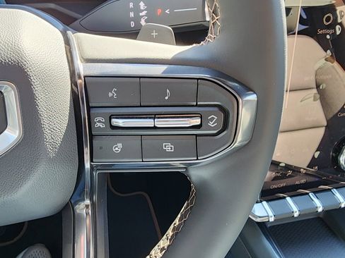 New 2026 GMC Acadia AT4 w/ Super Cruise Package image 22