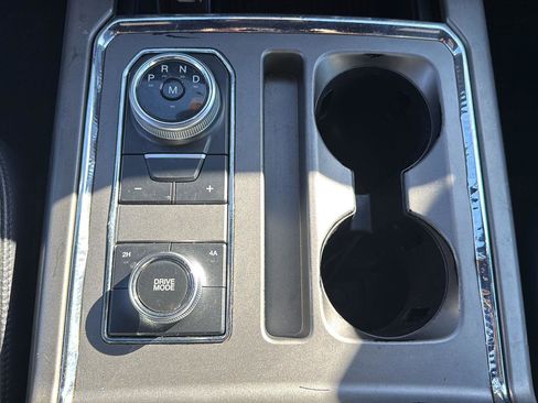 Used 2019 Ford Expedition XLT w/ Equipment Group 201A image 18