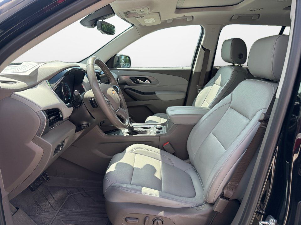 Used 2021 Chevrolet Traverse Premier AWD/4WD image 11