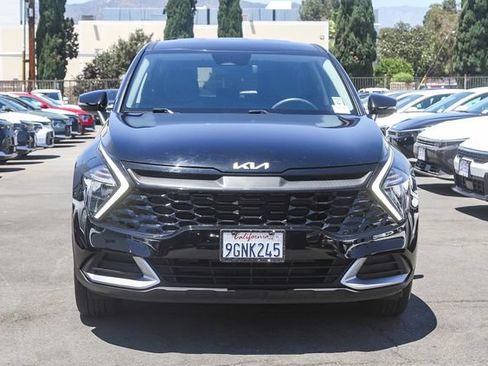 Used 2023 Kia Sportage EX FWD image 3