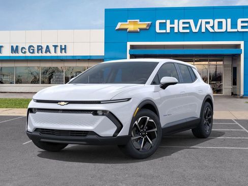 New 2026 Chevrolet Equinox EV LT w/ Comfort Package image 6