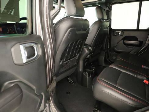 Used 2021 Jeep Wrangler Unlimited Rubicon AWD/4WD image 27