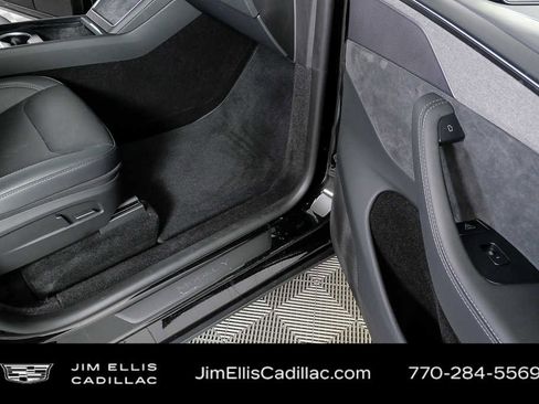 Used 2026 Tesla Model Y 2WD image 26