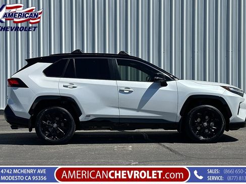 Used 2023 Toyota RAV4 XSE AWD/4WD image 3