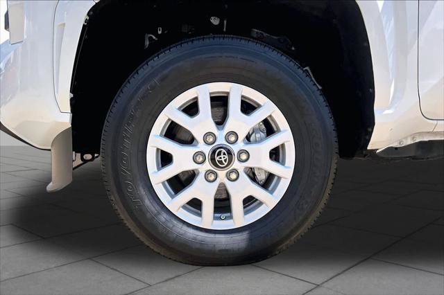 Certified 2026 Toyota Tacoma SR5 AWD/4WD image 11