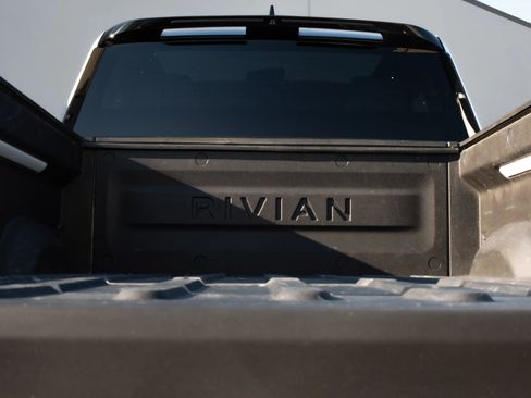 Used 2022 Rivian R1T Launch Edition image 40
