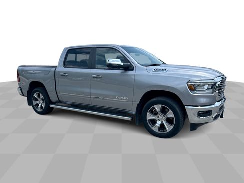 Used 2024 RAM 1500 Laramie AWD/4WD image 2