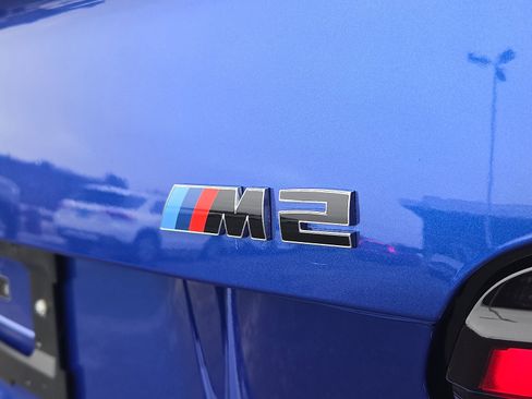 Used 2025 BMW M2 image 32