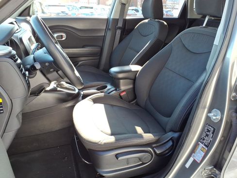 Used 2016 Kia Soul image 8