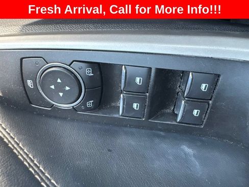 Used 2022 Ford Explorer XLT w/ Equipment Group 202A AWD/4WD image 25