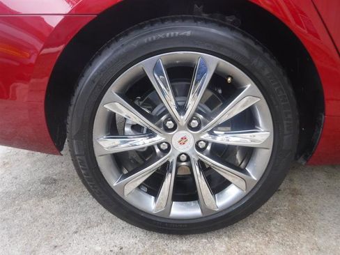 Used 2013 Cadillac XTS Base image 18