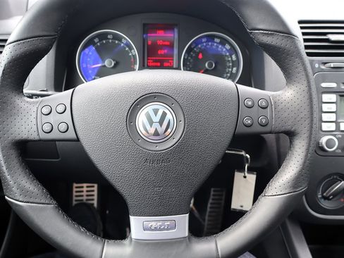 Used 2009 Volkswagen Jetta GLI FWD image 28