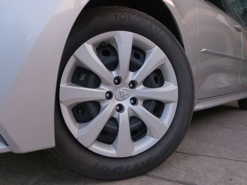 Used 2023 Toyota Corolla LE image 42