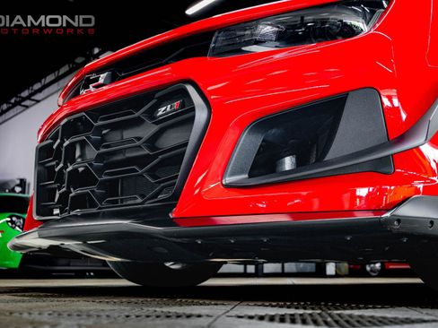 Used 2021 Chevrolet Camaro ZL1 RWD image 35