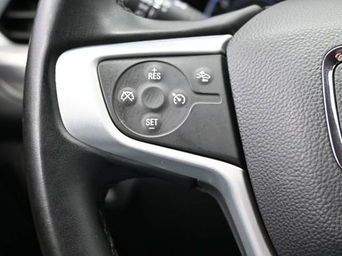 Used 2023 GMC Acadia SLT AWD/4WD image 29