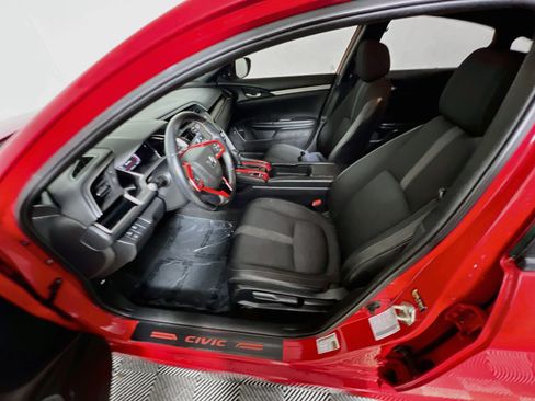 Used 2019 Honda Civic Sport image 15