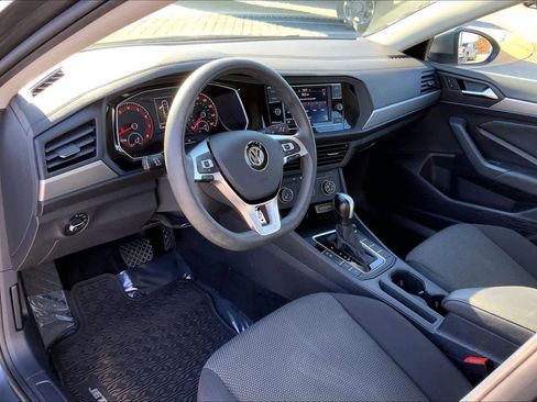 Used 2021 Volkswagen Jetta S image 32