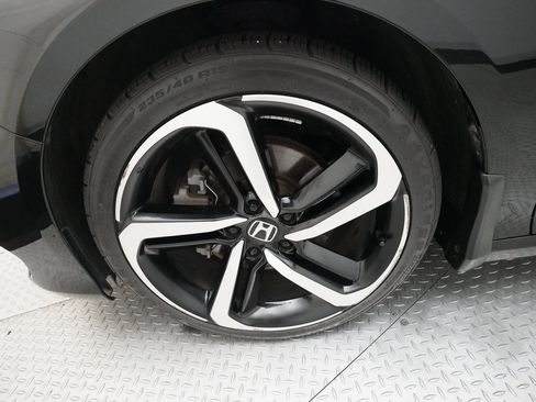 Used 2019 Honda Accord Sport image 25