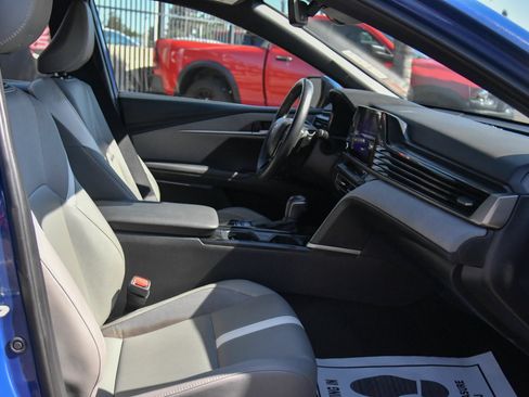 Used 2025 Toyota Camry SE w/ Convenience Package FWD image 46