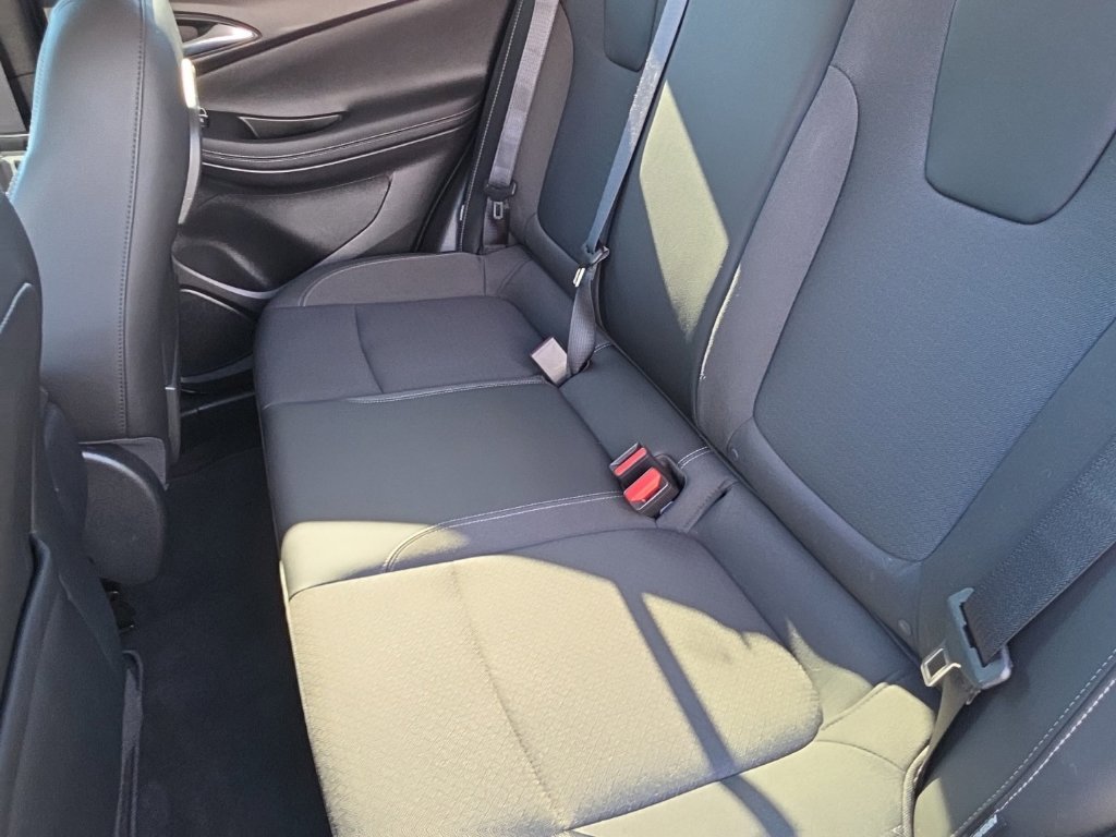 Certified 2022 Buick Encore GX Preferred w/ Cold Weather Comfort Package FWD image 25