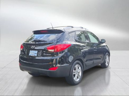 Used 2012 Hyundai Tucson GLS FWD image 3