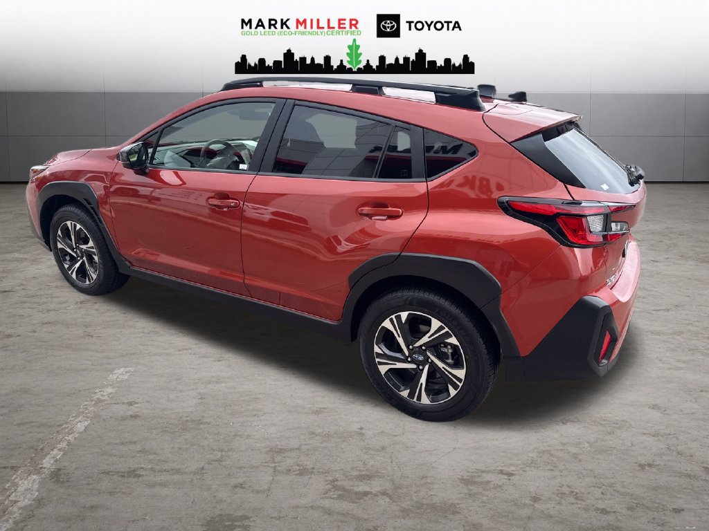 Used 2025 Subaru Crosstrek 2.5i Premium AWD/4WD image 3