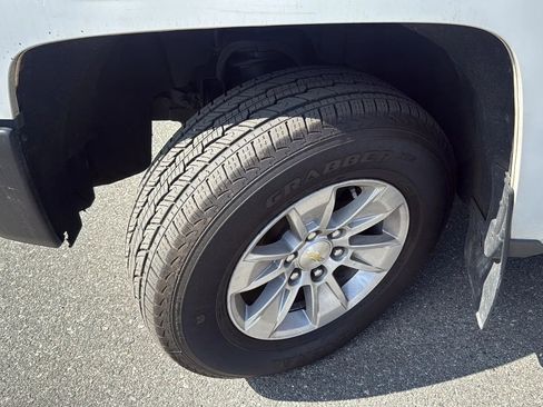 Used 2018 Chevrolet Silverado 1500 W/T w/ WT Fleet Convenience Package AWD/4WD image 3