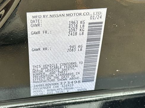 Used 2024 Nissan Altima 2.5 SV FWD image 32