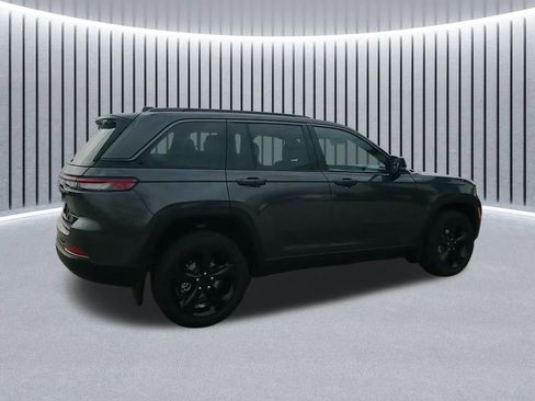 New 2026 Jeep Grand Cherokee Limited image 7