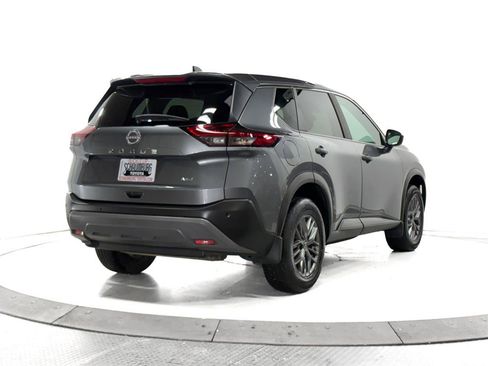 Used 2023 Nissan Rogue S image 10