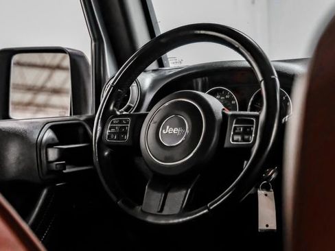 Used 2015 Jeep Wrangler Unlimited Sport w/ Quick Order Package 24S AWD/4WD image 20