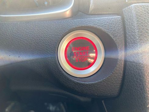 Used 2019 Honda Civic EX image 19