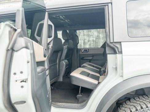 Used 2024 Ford Bronco Wildtrak AWD/4WD image 33