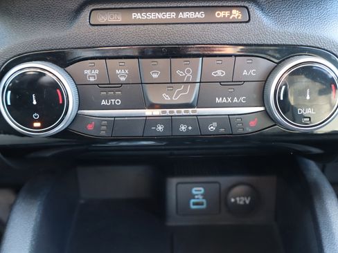 Used 2022 Ford Escape SEL image 22