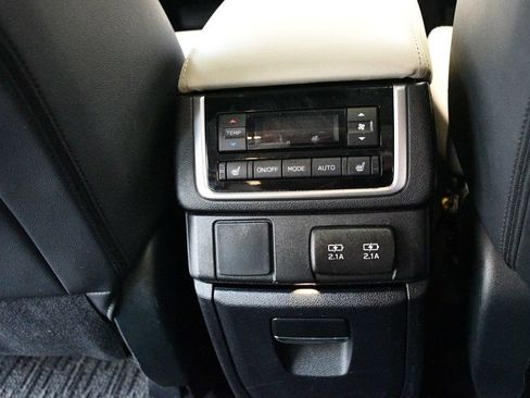 Used 2022 Subaru Ascent Limited w/ Technology Package AWD/4WD image 74