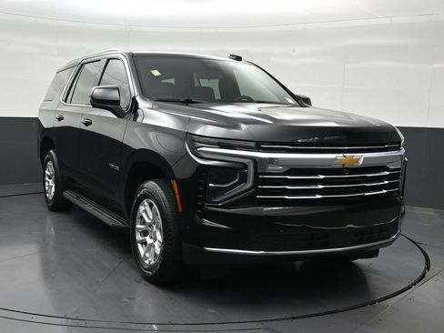 Used 2025 Chevrolet Tahoe LT RWD image 8