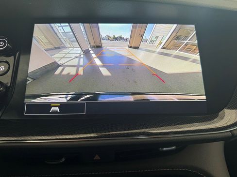 Used 2023 Buick Envision Preferred image 33