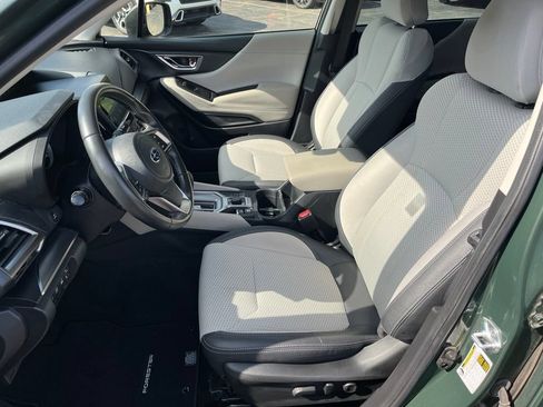Certified 2023 Subaru Forester Premium AWD/4WD image 13