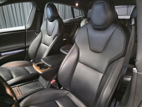 Used 2021 Tesla Model S Long Range image 17