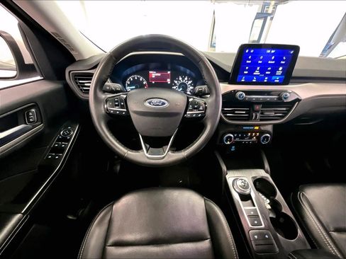 Used 2022 Ford Escape SEL AWD/4WD image 5