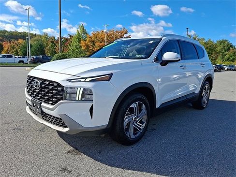 Used 2023 Hyundai Santa Fe SEL image 3