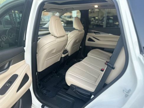Used 2023 INFINITI QX60 Luxe w/ Cargo Package AWD/4WD image 16
