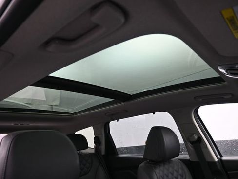 Used 2023 Hyundai Santa Fe Limited image 11