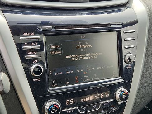 Used 2019 Nissan Murano SV w/ Premium Package AWD/4WD image 16