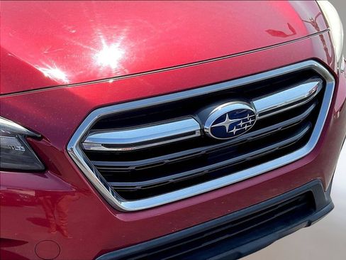 Used 2019 Subaru Outback 2.5i Limited AWD/4WD image 32