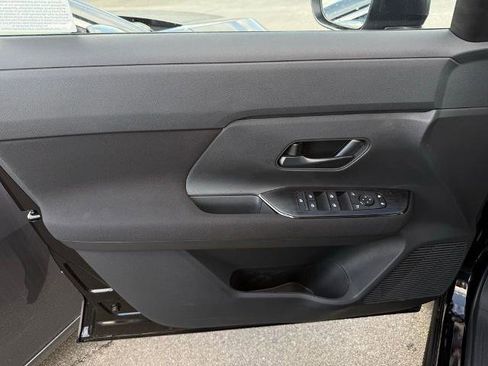 New 2026 Nissan Kicks S image 16