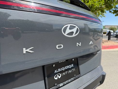 Used 2024 Hyundai Kona SEL AWD/4WD image 29