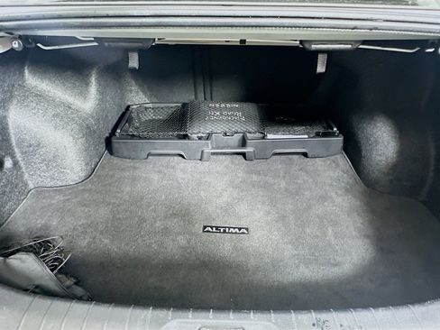 Used 2024 Nissan Altima 2.5 SV image 27