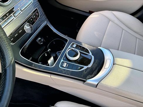 Certified 2017 Mercedes-Benz C 300 4MATIC Sedan image 17