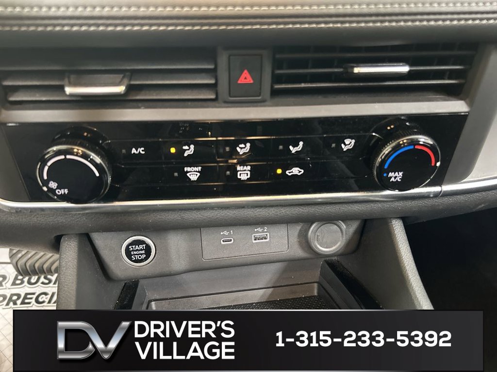 Used 2023 Nissan Rogue S AWD/4WD image 16